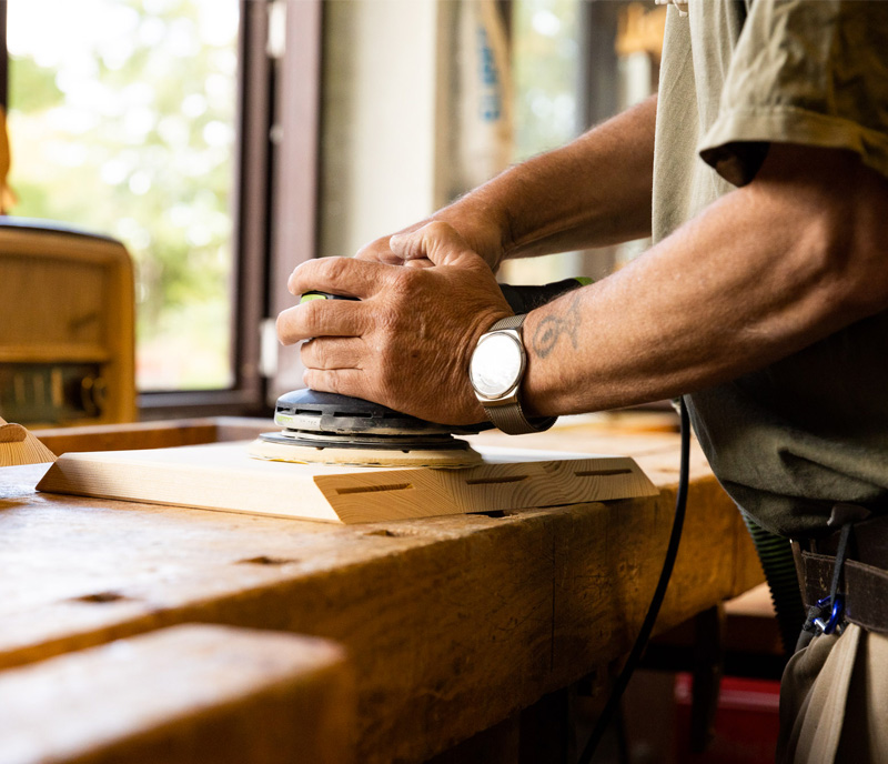 Massivholzbetten aus Handarbeit